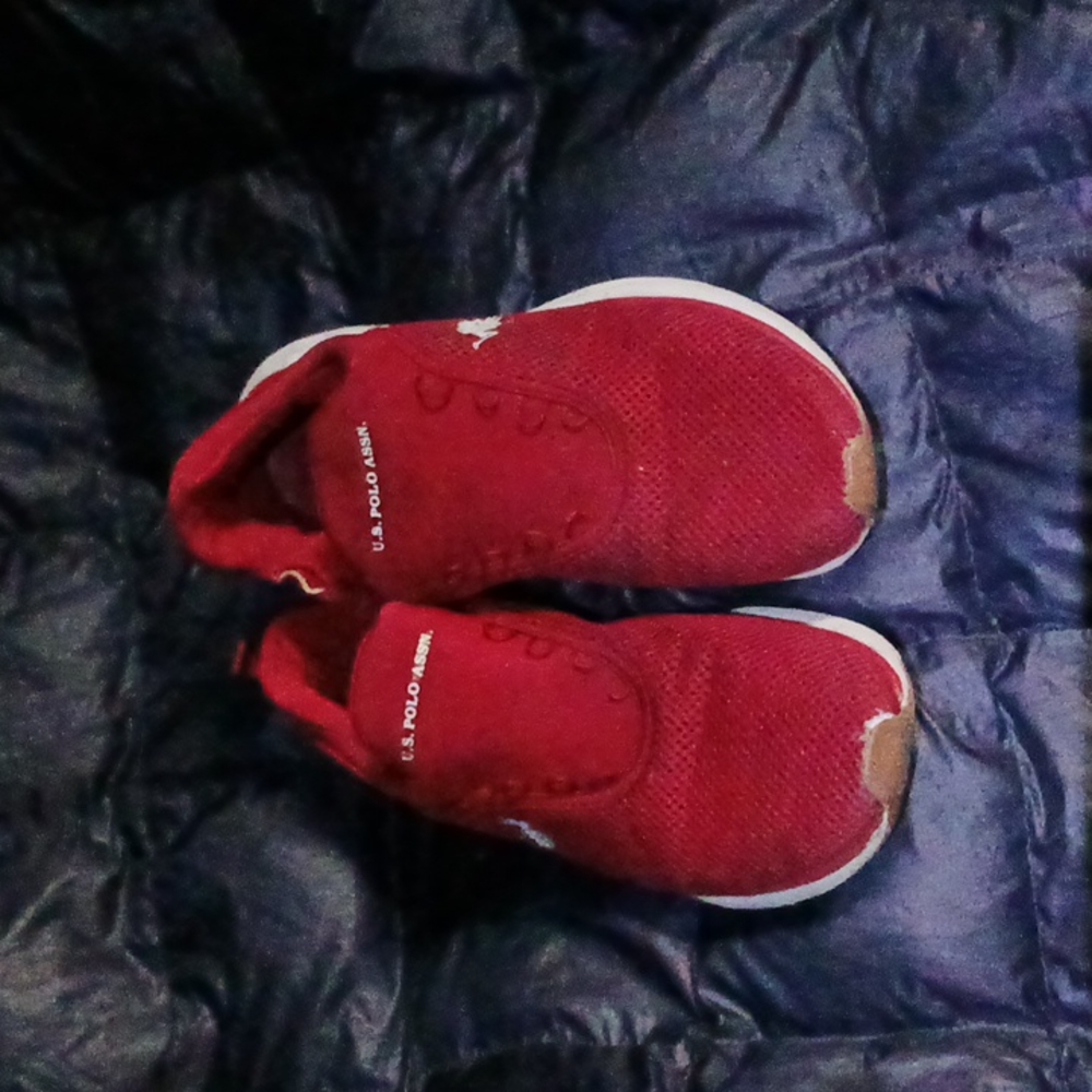 red  U.S POLO ASSN size 7.5
